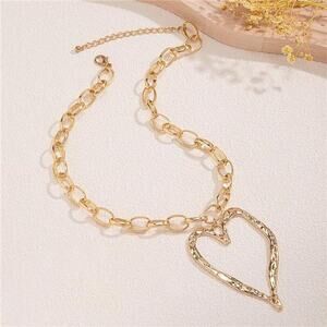 Women Chunky Gold Heart Necklace Y2K Big Heart Statement Long Chain Jewelry